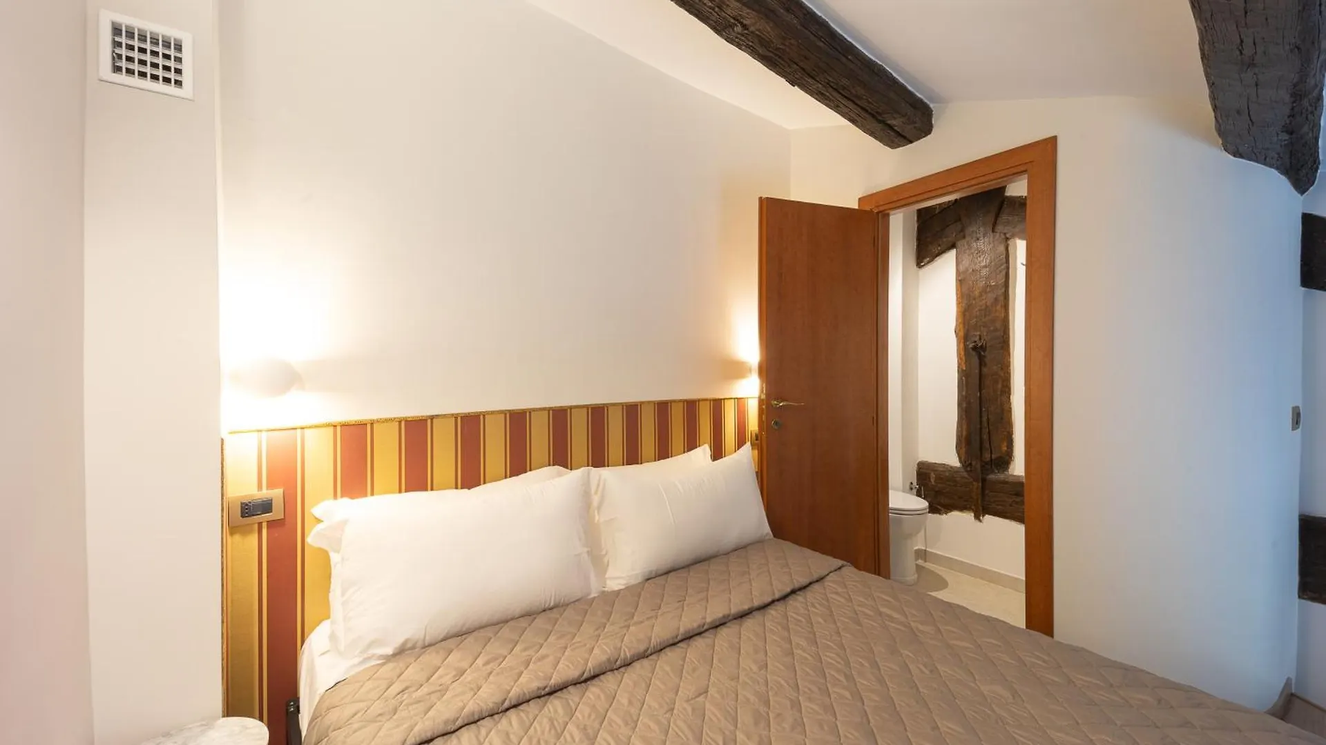 Guest house Dimora Cardinal Moroni Hotel Rome Italy