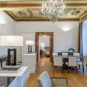 2* בית הארחה Internazionale Domus