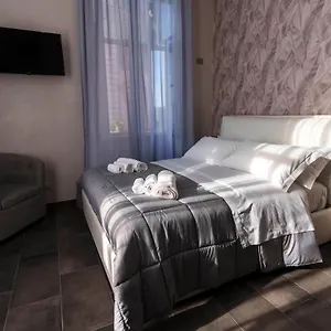 Julia Luxury Roma